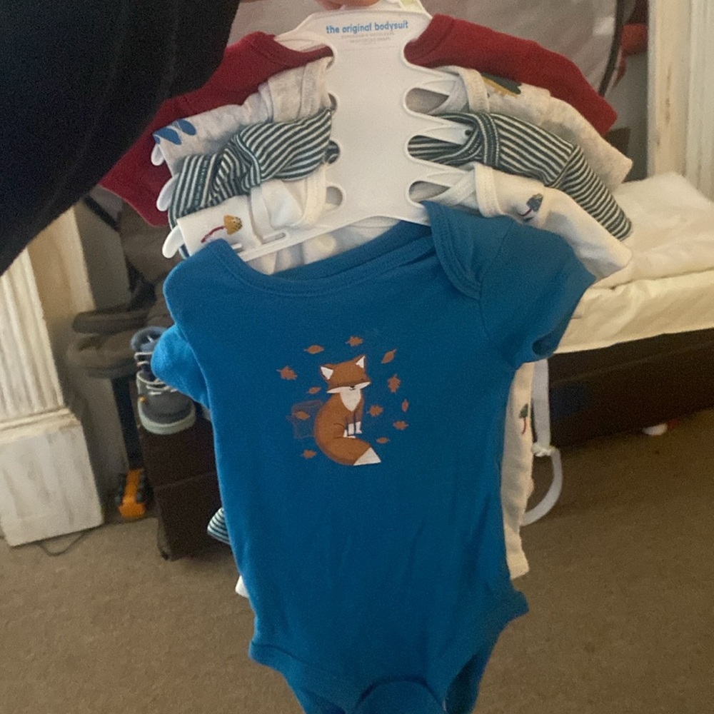 Onesies - Picture 6 of 6
